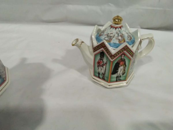 lot 739 5 x collectors teapots inclulding 4 x Sadler & 1 x Crown Dorset - Image 6