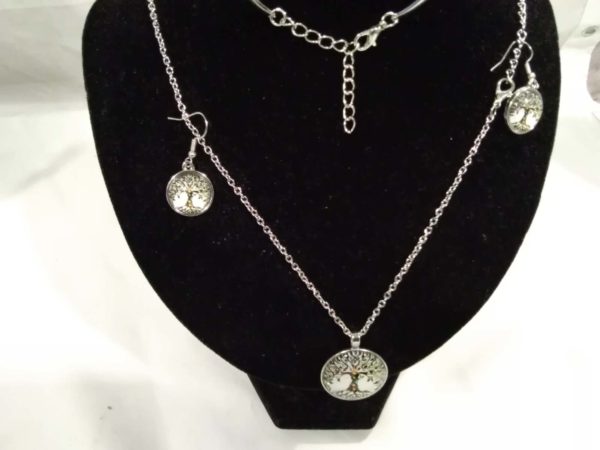 lot 748 tree of life necklace, earrings & bangle - Image 6