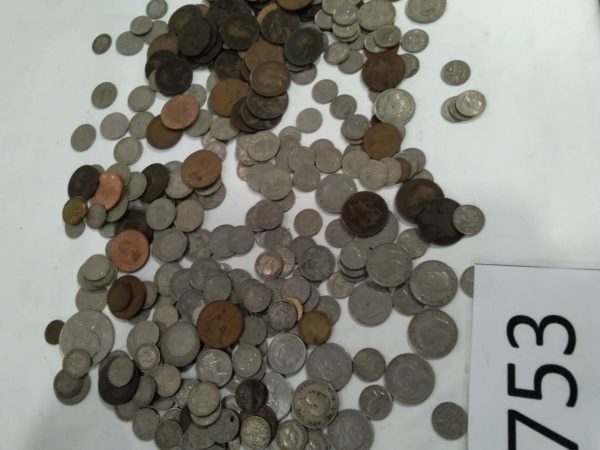 lot 753 quantity of coins - Image 5