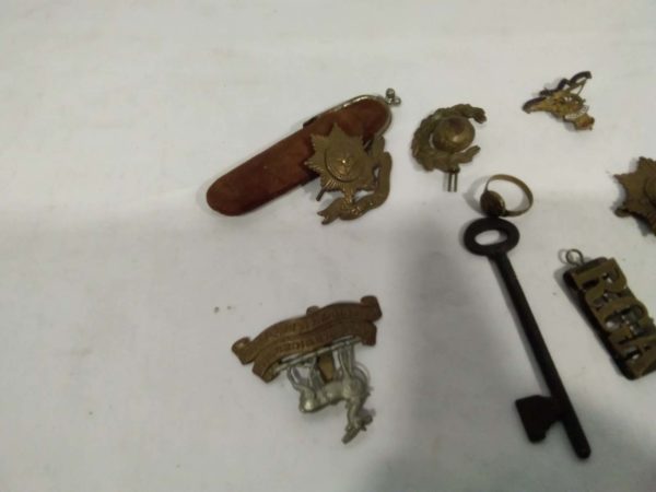 lot 761 military badges & miscellaneous items - Image 2