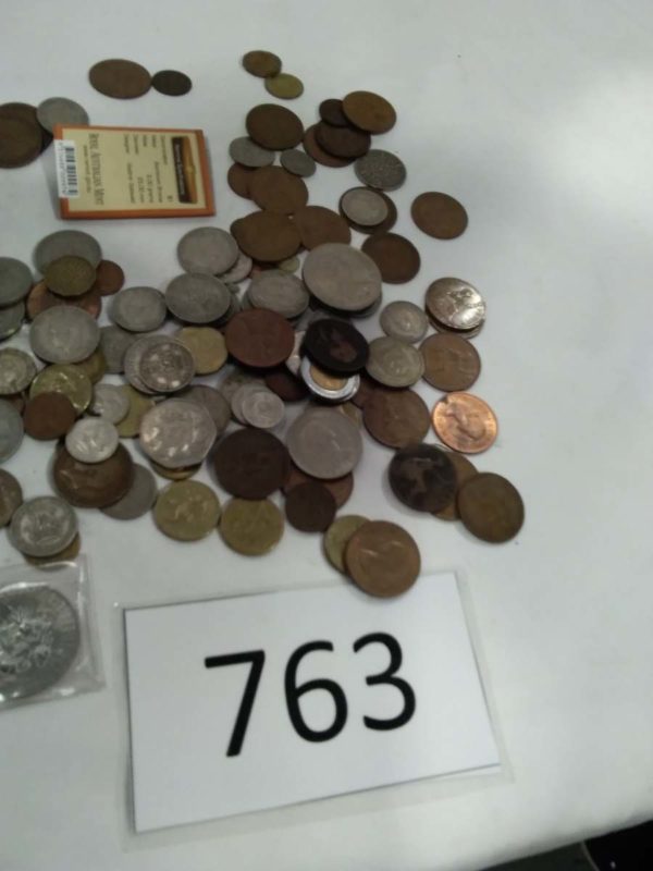 lot 763 quantity of coins - Image 3