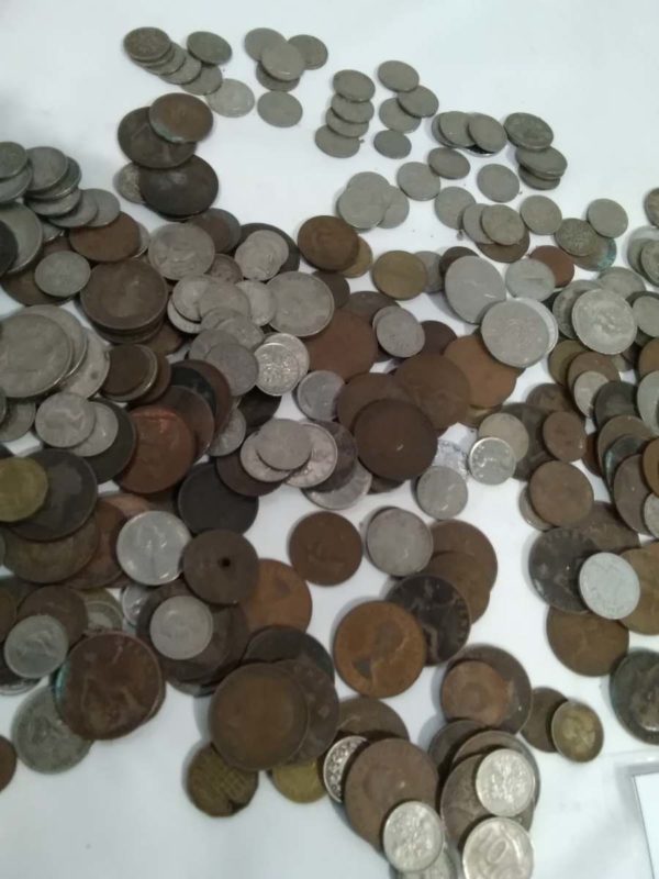 lot 769 quantity of coins - Image 7