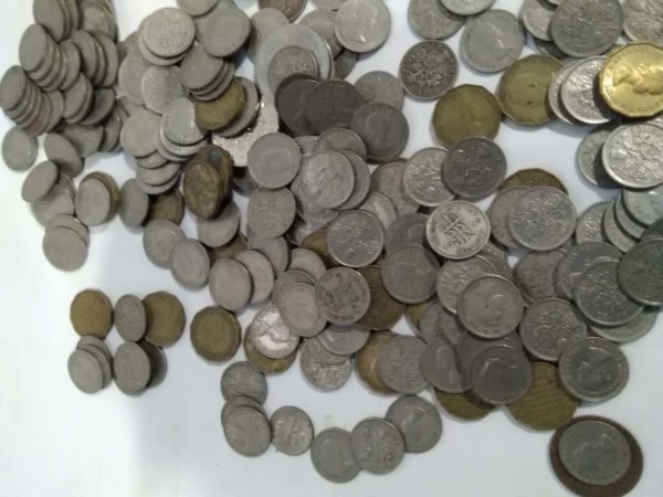 lot 775 quantity of coins - Image 2