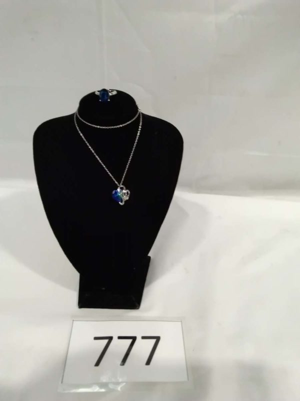 lot 777 Attractive Blue stone pendant and ring - Image 2