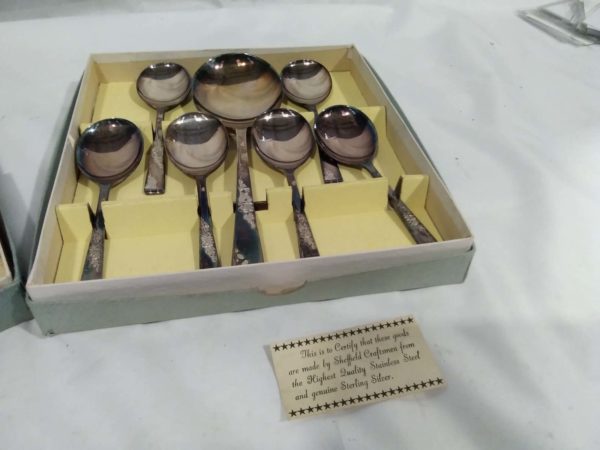 lot 780 2 x boxed vintage cutlery sets - Image 2