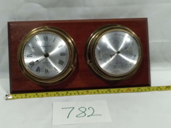 lot 782 brass mounted clock & barometer - Image 6