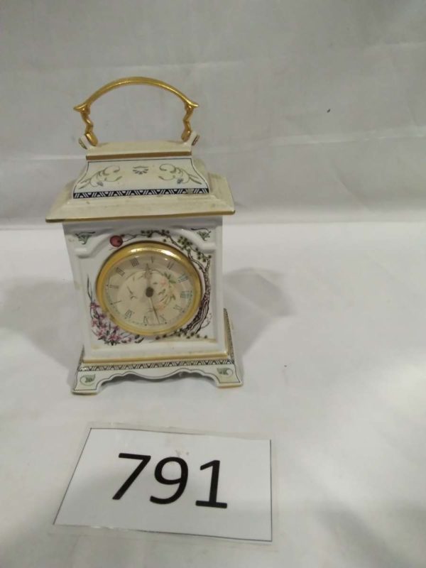 lot 791 Franklin Mint ‘Birds & Flowers of the orient’ mantle clock - Image 9