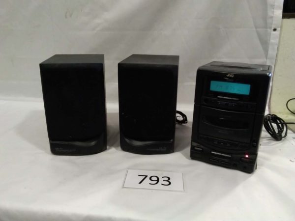 lot 793 JVC mini hifi cd radio