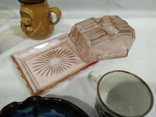 lot 794 British glass jelly mould, art deco butter dish, hand blown tumblers etc - Image 7