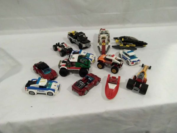 lot 802 Lego vehicles