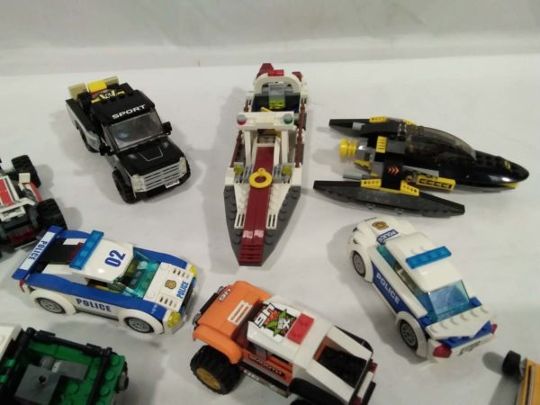 lot 802 Lego vehicles - Image 6