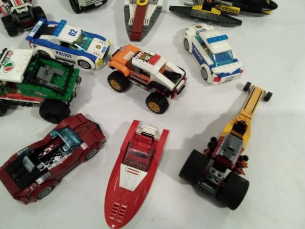 lot 802 Lego vehicles - Image 5