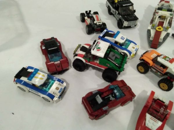 lot 802 Lego vehicles - Image 4