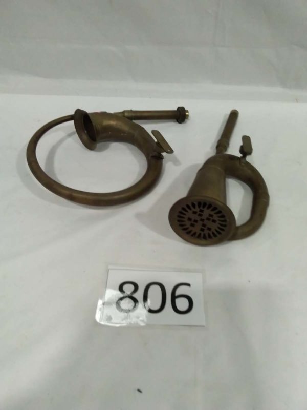 lot 805 2 brass horns - Image 2