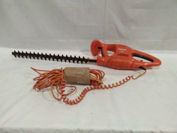 lot 829 Flymo hedge cutter