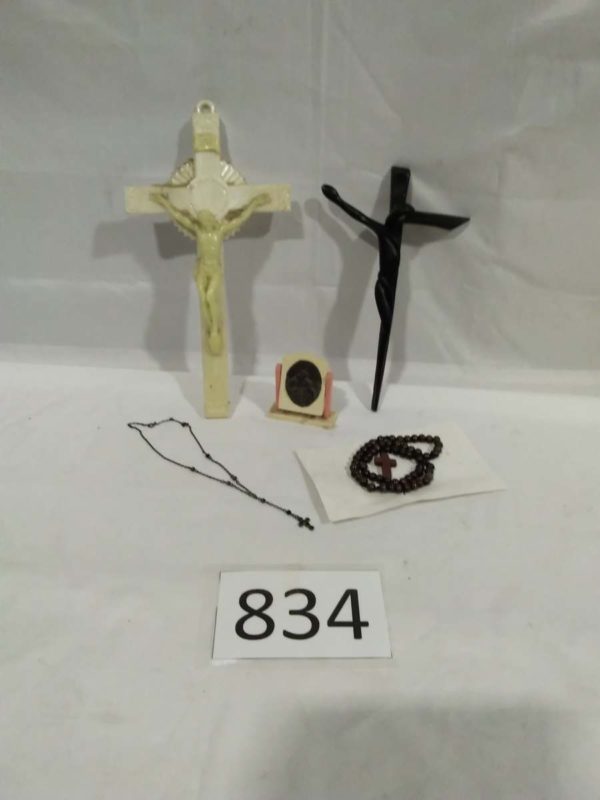 lot 834 religious items - Image 2