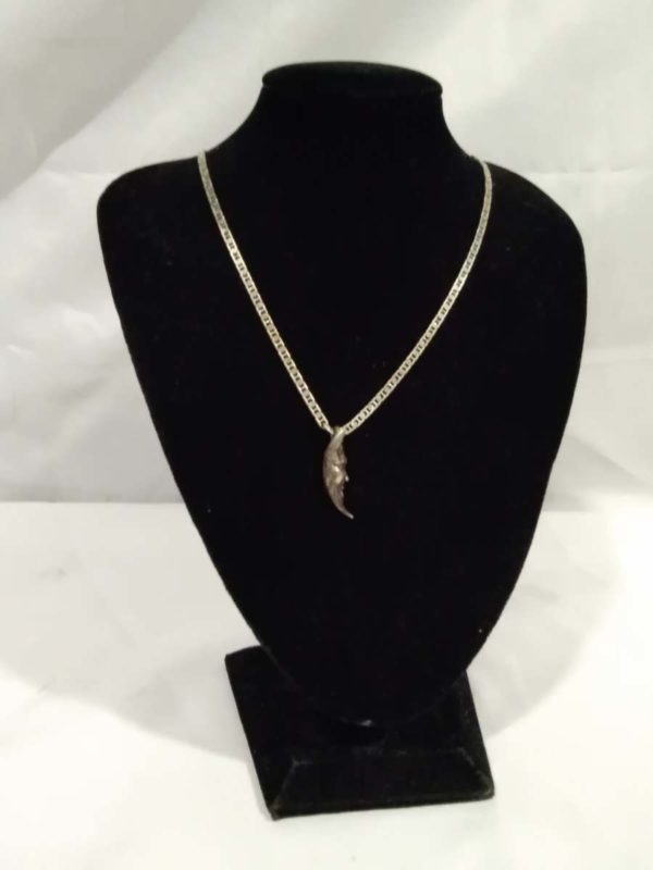 lot 842 sterling silver chain with crescent moon pendant