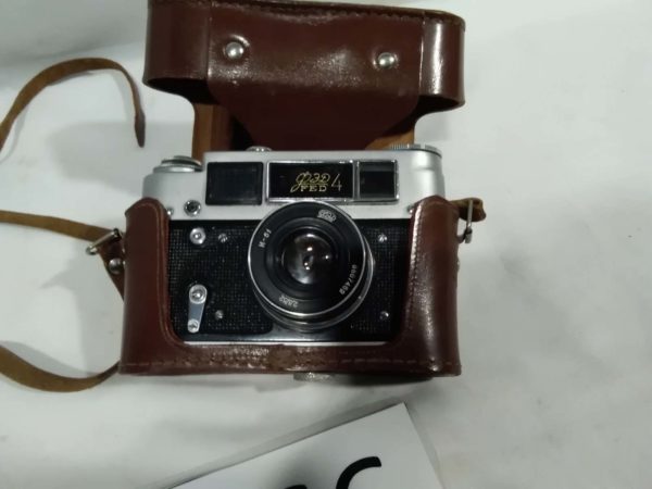 lot 866 vintage FED 4 Camera & lens in leather case - Image 2