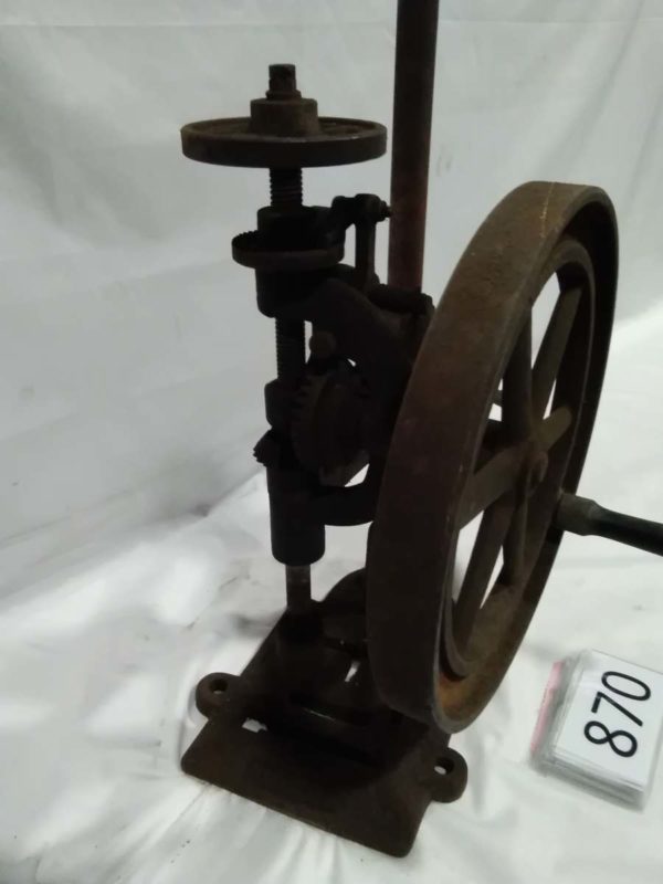 lot 870 vintage Union hand cranked Pillar Drill - Image 2