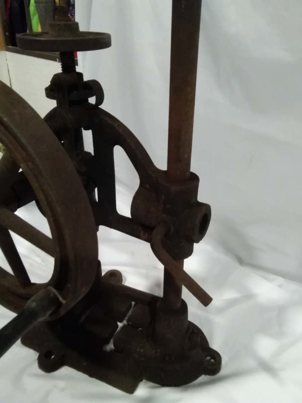 lot 870 vintage Union hand cranked Pillar Drill - Image 6