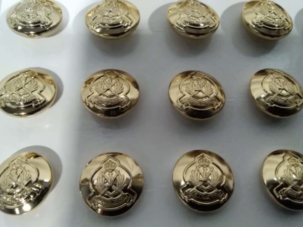 lot 883 Military buttons - Image 2