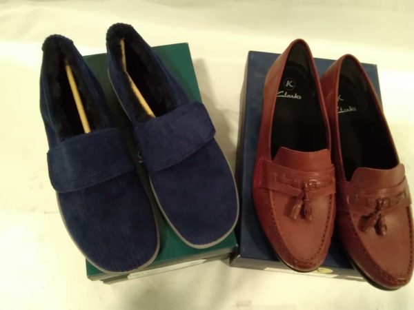 lot 894 2 pairs of Hotter & Clarks shoes size 7 (unused ) - Image 2