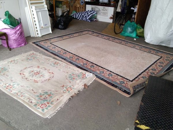 lot 901 2 floor rugs ( measurements in pictures)