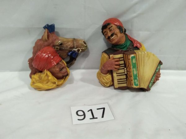 lot 917 2x vintage Bosson’s Chalk ware figures - Image 2