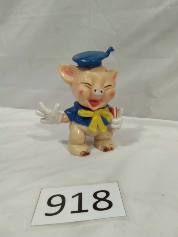 lot 918 Walt Disney plastic 1960’s part of the three little pigs ( with moveable head) - Image 2