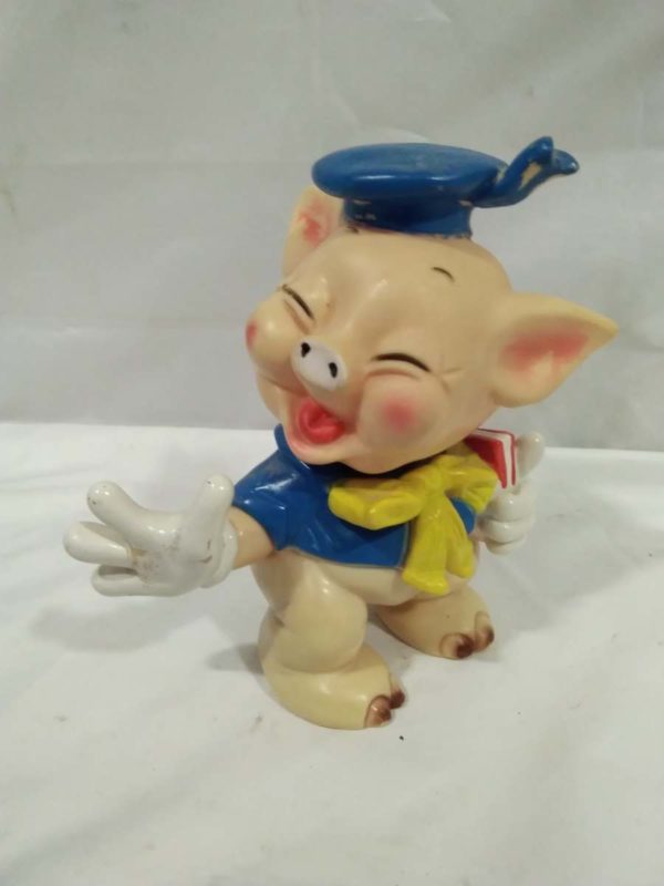 lot 918 Walt Disney plastic 1960’s part of the three little pigs ( with moveable head) - Image 4