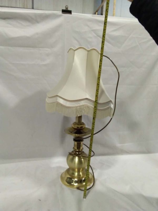 lot 931 table lamp - Image 6