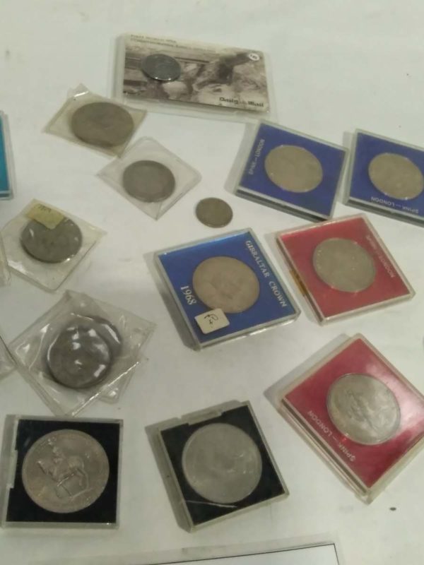 lot 951 quantity of commemorative coins - Image 4