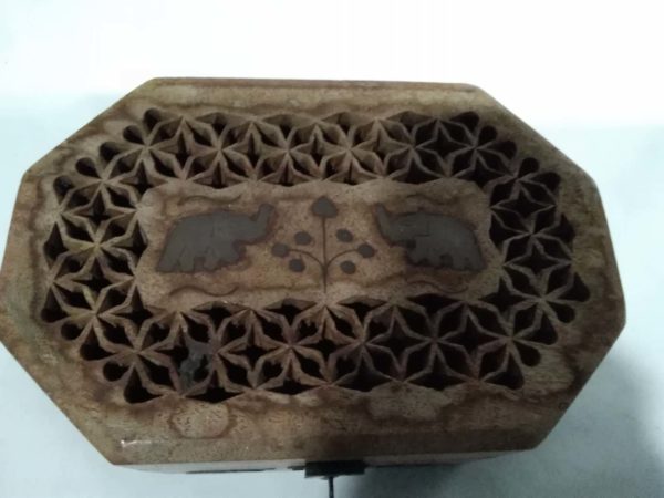 lot 012 letter rack & trinket boxes - Image 3