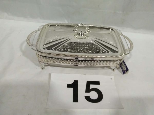 lot 015 Queen Ann silver plated lidded serving dish