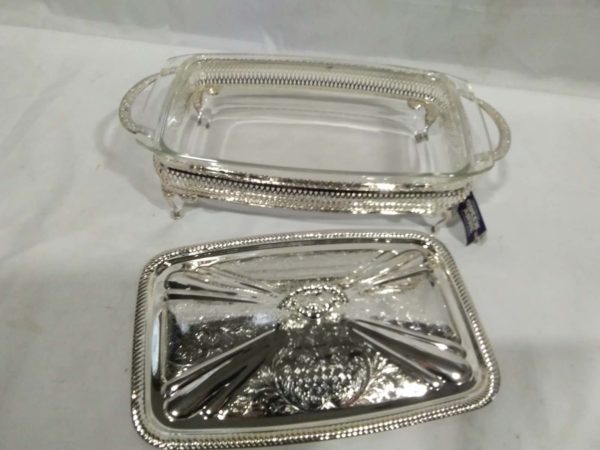 lot 015 Queen Ann silver plated lidded serving dish - Image 2