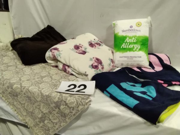 lot 022 throws, beach towels & double mattress protector (sealed)