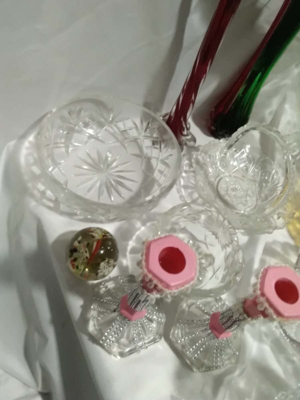 lot 031 assorted vintage glass items - Image 7