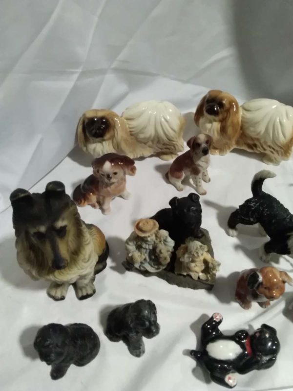 lot 041 dog themed ornaments - Image 2