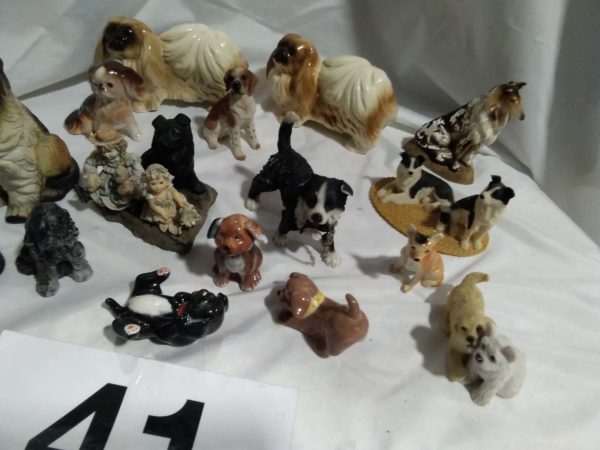 lot 041 dog themed ornaments - Image 4