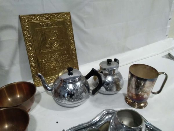 lot 061 assorted metal ware - Image 3