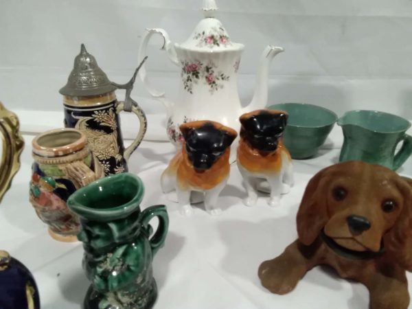 lot 062 Limoges & other china inc pair of pug dogs - Image 5