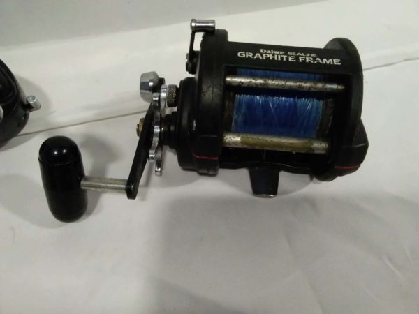 lot 065 3x fishing reels working - Image 5