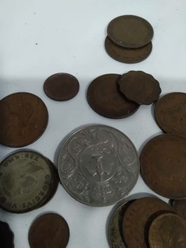 lot 068 old coins - Image 4