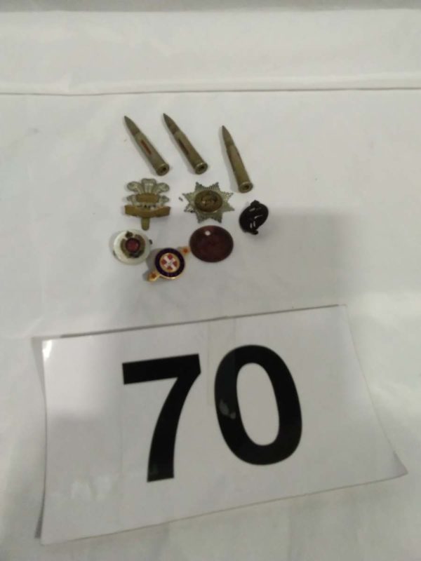 lot 070 military badges inc English, Welsh, Naafi regiment, 3x shells, - Image 2