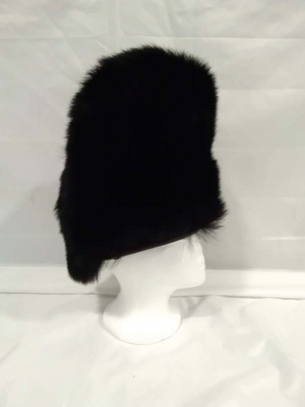 lot 076 Genuine Army guards Bear skin hat By Hobson 58cm