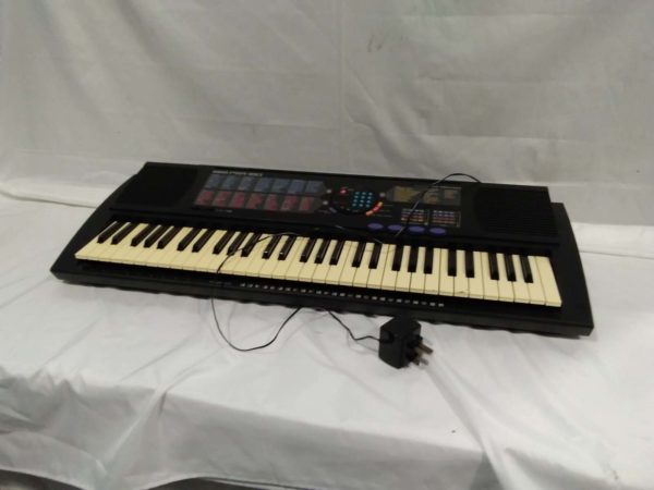 lot 078 Yamaha PSR-180 keyboard - Image 3