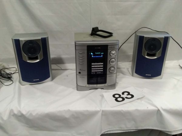 lot 083 Aiwa hi-fi system