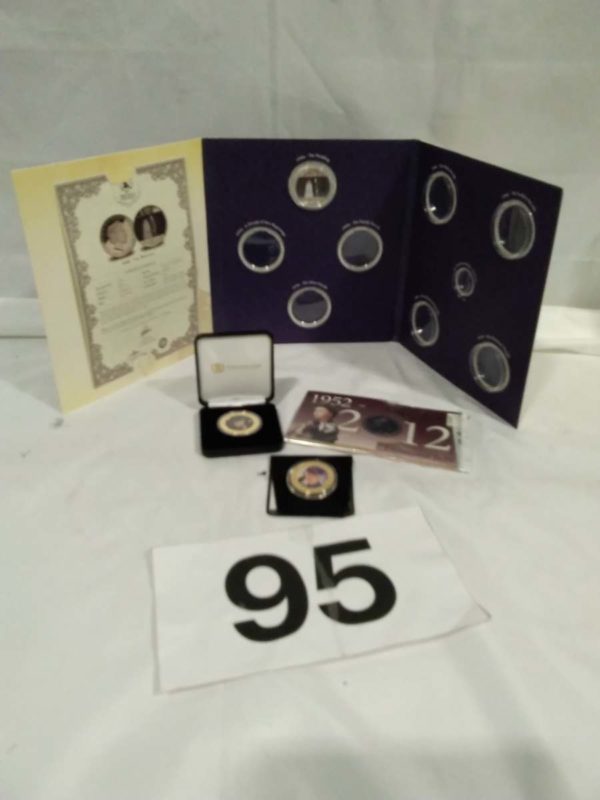 lot 095 Royal themed coins inc 2 five pound coins - Image 2