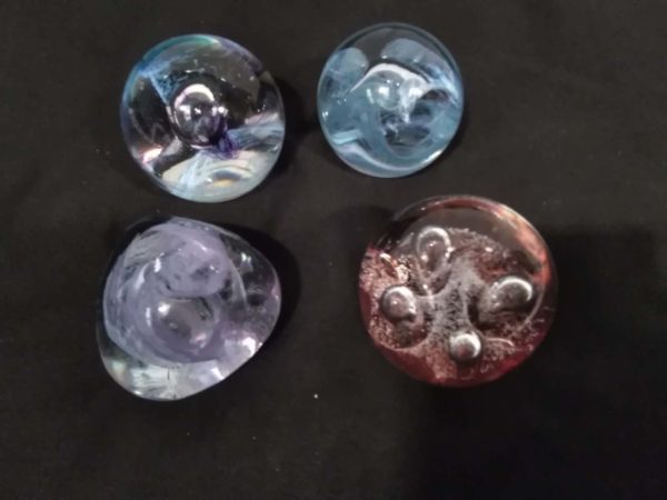 lot 109 4x glass paperweights – 3x Caithness 1x Royal Doulton