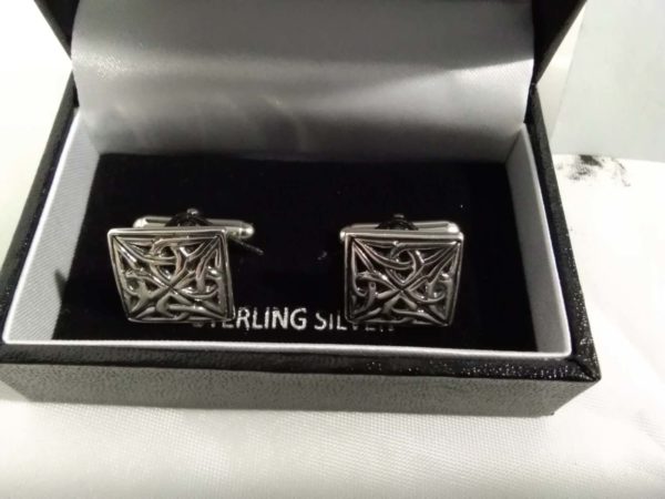 lot 133 cased alexander castle sterling silver Celtic cufflinks